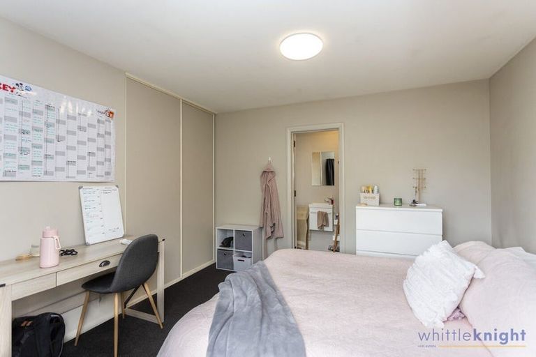 Photo of property in 12 Auburn Avenue, Upper Riccarton, Christchurch, 8041