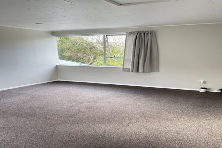 Photo of property in 23a Allington Road, Karori, Wellington, 6012