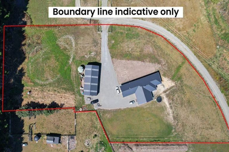 Photo of property in 405 Parsons Road, Weston, Oamaru, 9492