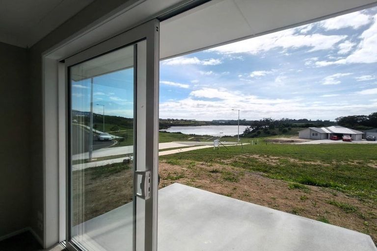 Photo of property in 36 Triplefin Avenue, Omokoroa, 3114