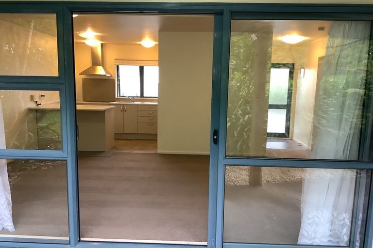 Photo of property in 3/53 The Avenue, Albany, Auckland, 0632