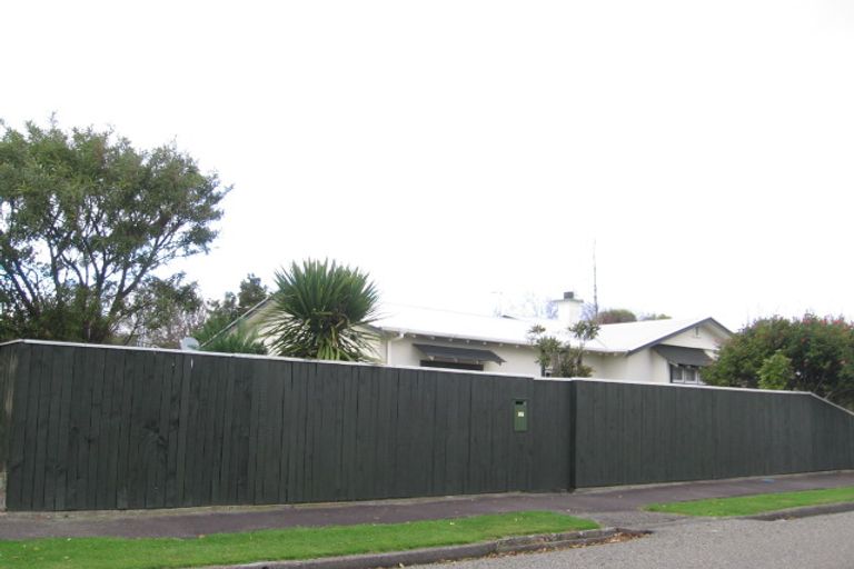 Photo of property in 4 Titoki Street, Palmerston North, 4414