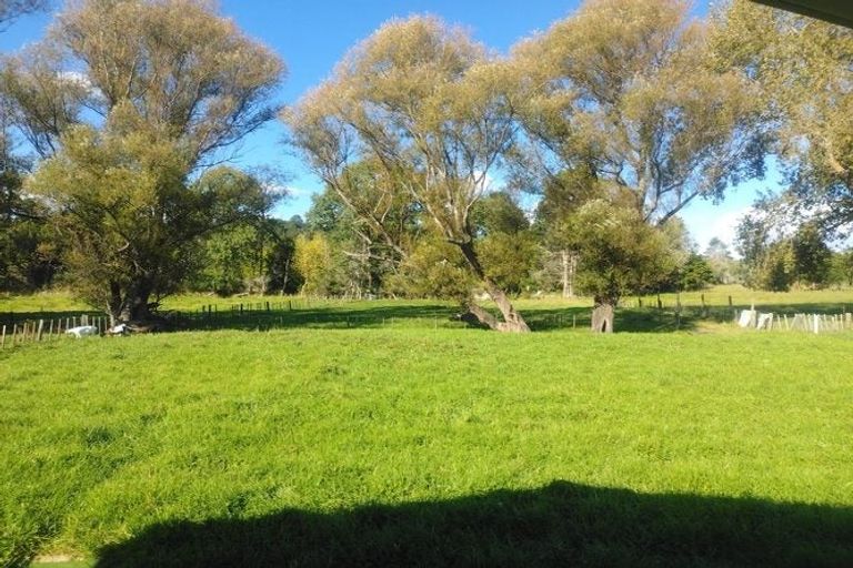 Photo of property in 8 Stevens Lane, Waitoki, Kaukapakapa, 0871