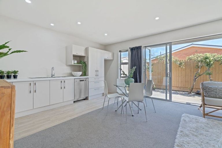 Photo of property in 11g Clarence Street South, Addington, Christchurch, 8024