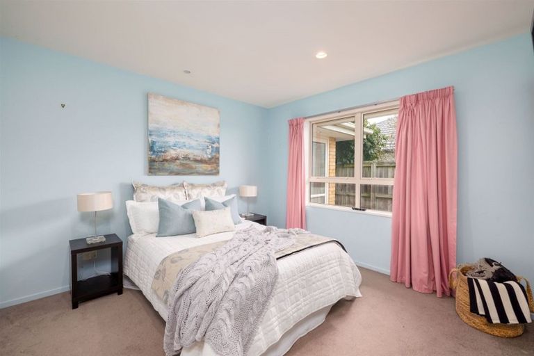 Photo of property in 6 Vangelis Lane, Mairehau, Christchurch, 8013