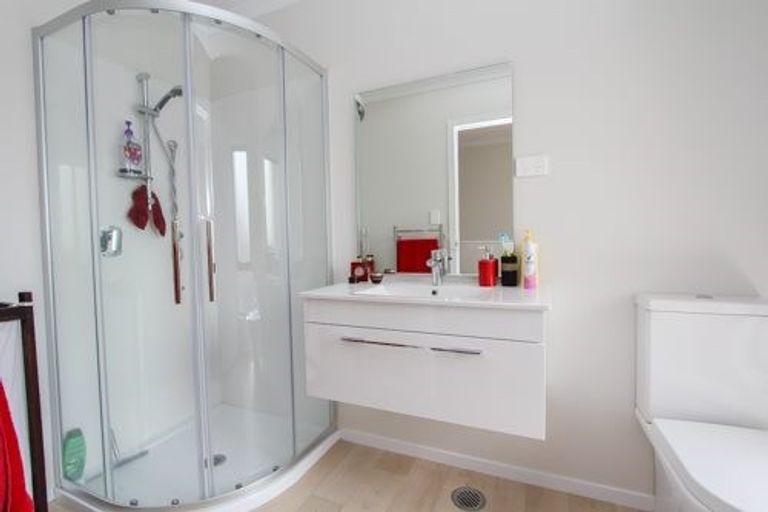 Photo of property in 2/28 Mahoe Street, Melville, Hamilton, 3206