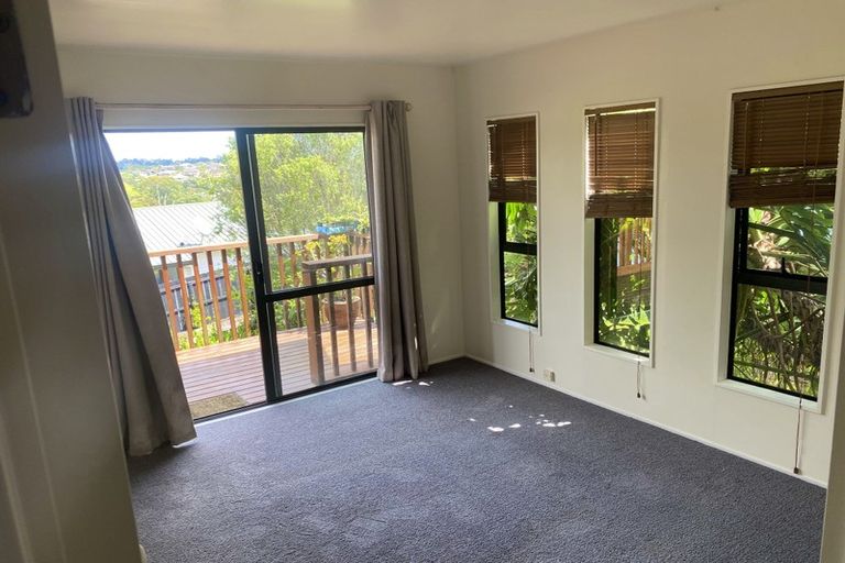 Photo of property in 4 Springtime Crescent, Stanmore Bay, Whangaparaoa, 0932