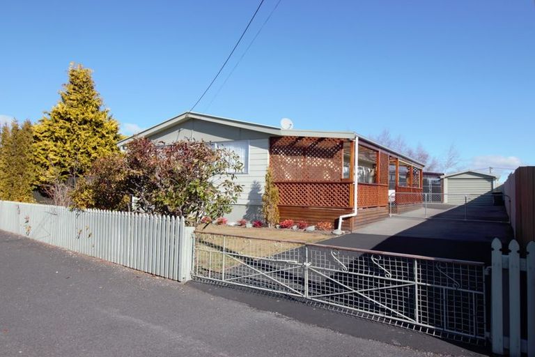 Photo of property in 8 Jollie Road, Twizel, 7901