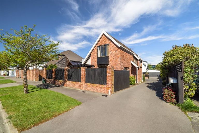 Photo of property in 1/64 Merivale Lane, Merivale, Christchurch, 8014