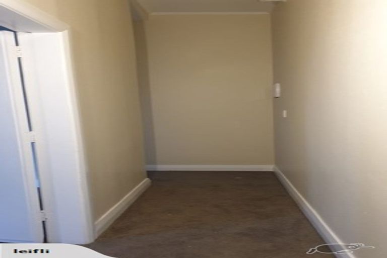 Photo of property in 76 Tinakori Road, Thorndon, Wellington, 6011