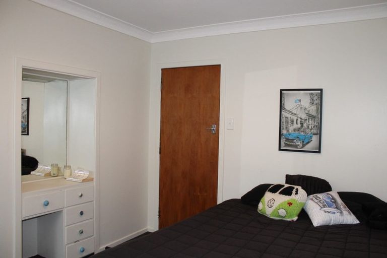 Photo of property in 60 Ariki Avenue, Otatara, Invercargill, 9879