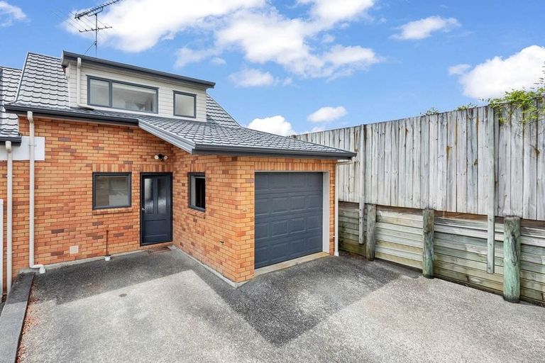Photo of property in St Claire Village, 129/172 Mcleod Road, Te Atatu South, Auckland, 0610