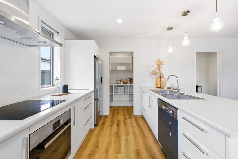 Photo of property in 33 Lemonwood Drive, Rolleston, 7615