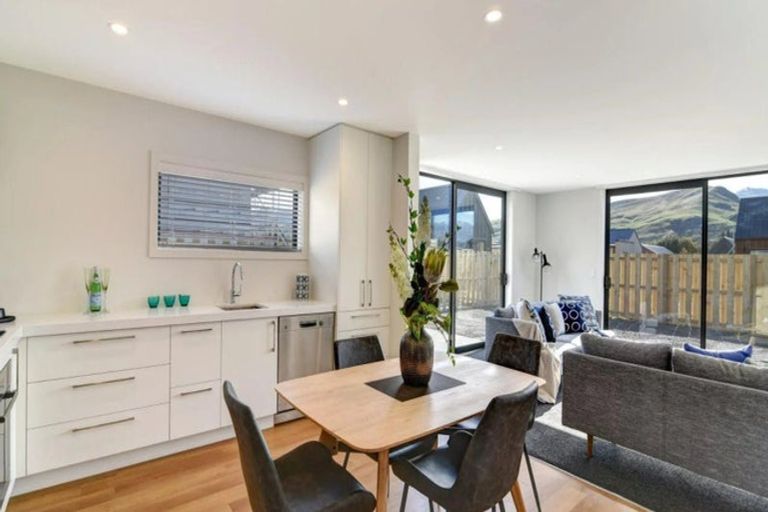 Photo of property in 13 Bellamore Street, Lake Hayes, Queenstown, 9304