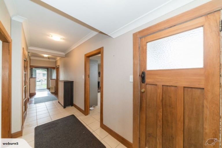 Photo of property in 33 Thomson Street, West End, Palmerston North, 4412