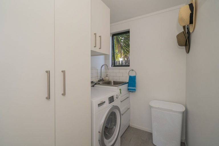 Photo of property in 17 White Street, Whitianga, 3510