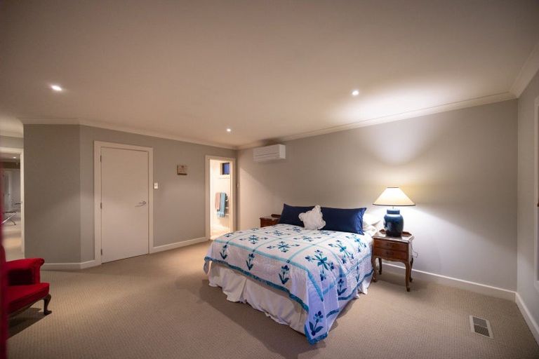 Photo of property in 42 Lincoln Terrace, Hokowhitu, Palmerston North, 4410