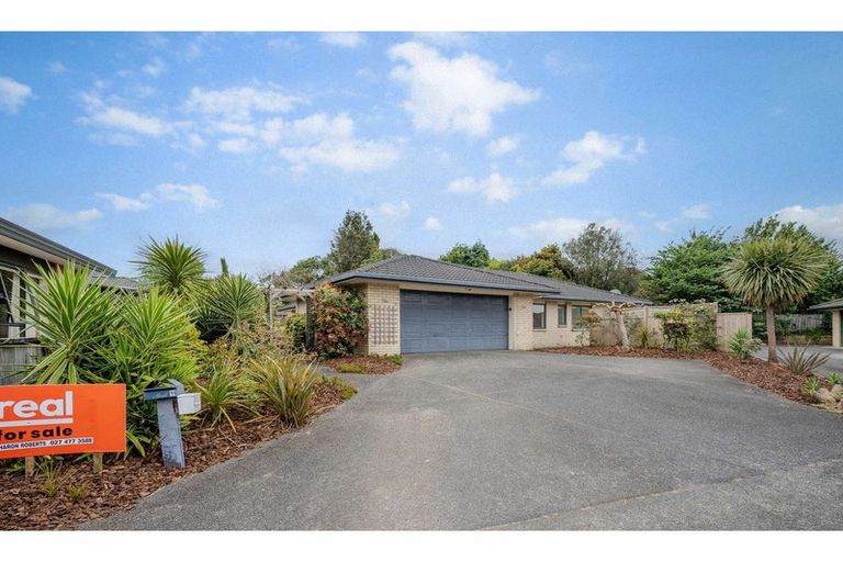 Photo of property in 11 Oakridge Drive, Kerikeri, 0230