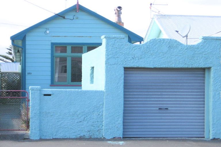 Photo of property in 189 Onepu Road, Lyall Bay, Wellington, 6022