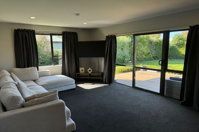 Photo of property in 10 East Belt, Rangiora, 7400