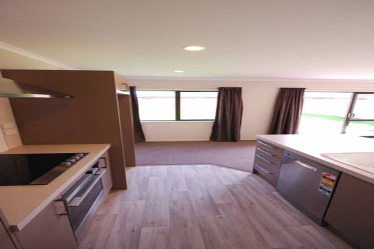 Photo of property in 35 Pakohe Street, Pegasus, 7612