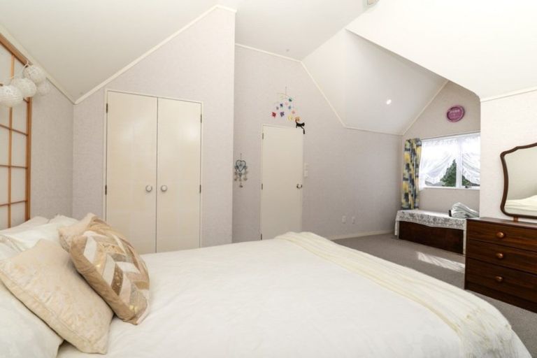 Photo of property in 2 Sunny Dale, Western Heights, Hamilton, 3200