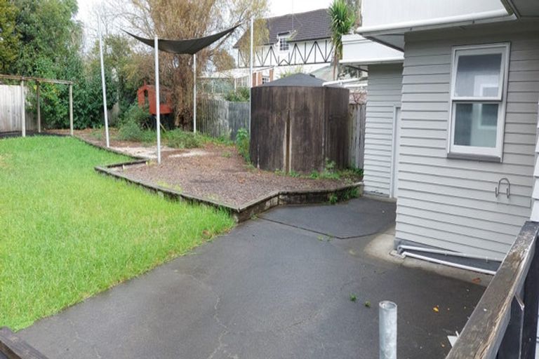 Photo of property in 10 Oraha Road, Huapai, Kumeu, 0810
