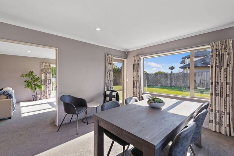 Photo of property in 3 Bancroft Place, Parklands, Christchurch, 8083