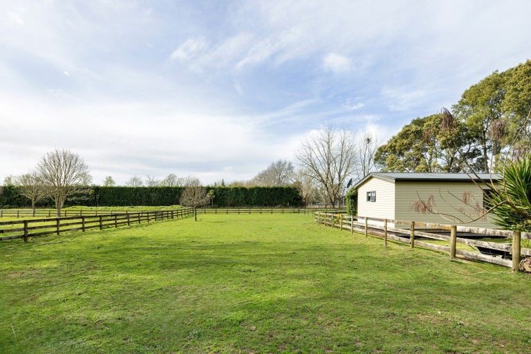 Photo of property in 35 Woodside Road, Matangi, Hamilton, 3284