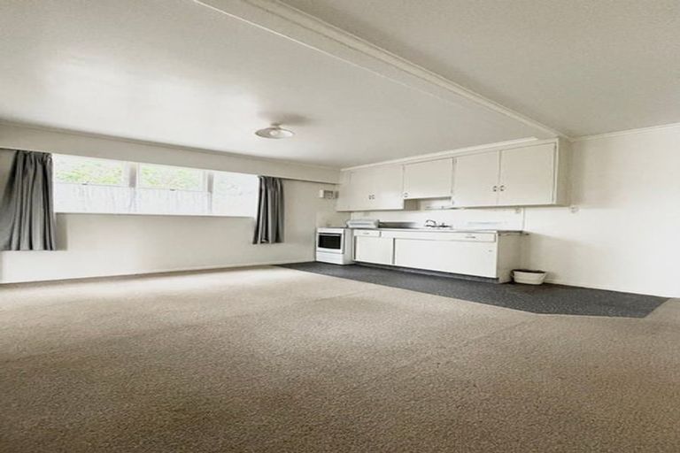 Photo of property in 2 Hostel Access Road, Eastern Beach, Auckland, 2012