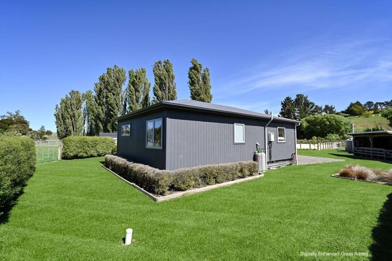 Photo of property in 2080 Elsthorpe Road, Elsthorpe, Havelock North, 4295