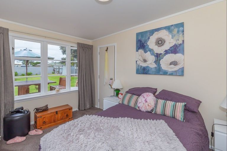 Photo of property in 3 Kauwhata Street, Himatangi Beach, Foxton, 4891