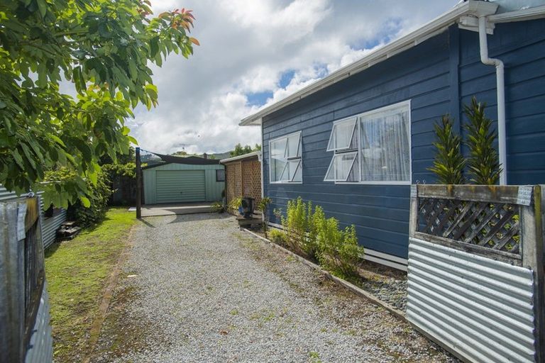 Photo of property in 2 Kara Street, Outer Kaiti, Gisborne, 4010
