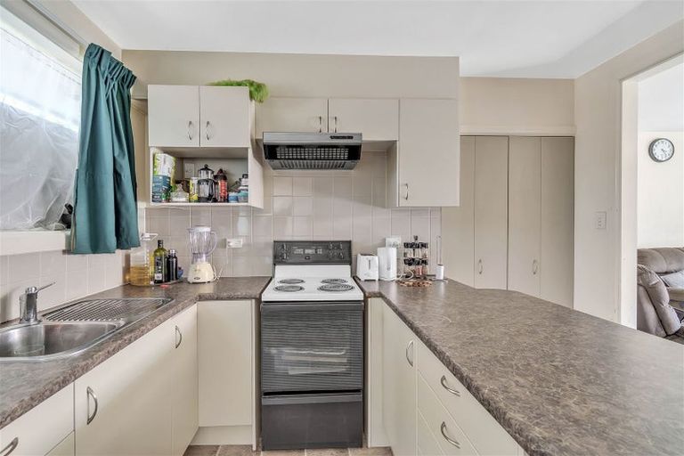 Photo of property in 2/46 Lochee Road, Upper Riccarton, Christchurch, 8041