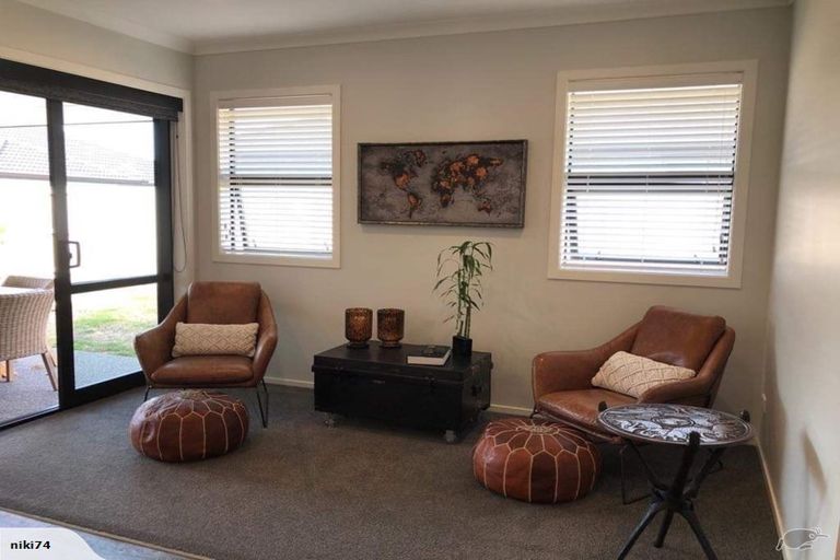 Photo of property in 16 Livingstone Drive, Papamoa Beach, Papamoa, 3118