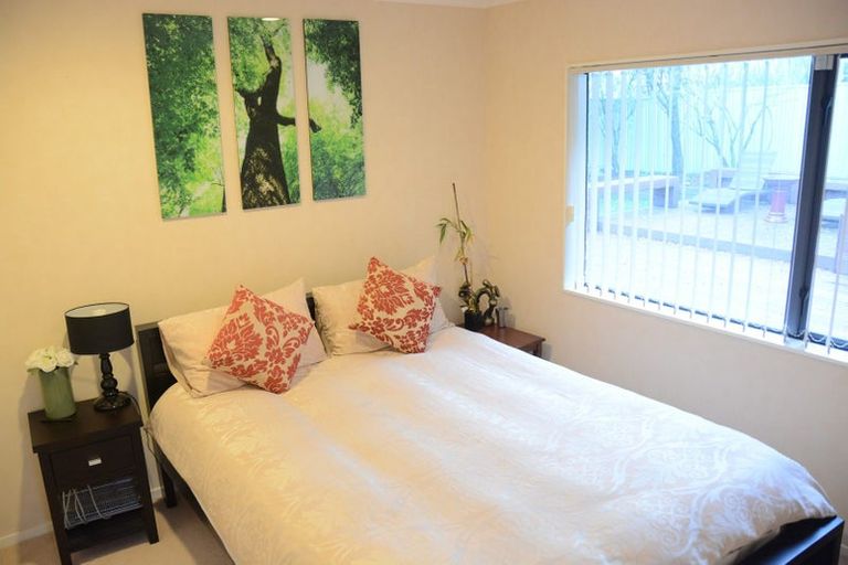 Photo of property in 9 Campile Close, East Tamaki, Auckland, 2016