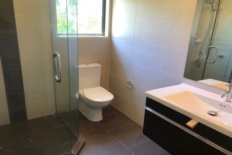 Photo of property in 90a Braemar Road, Castor Bay, Auckland, 0620