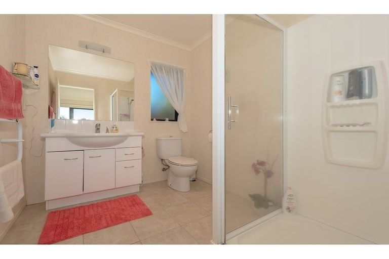 Photo of property in 15 Oldfield Court, Huntington, Hamilton, 3210