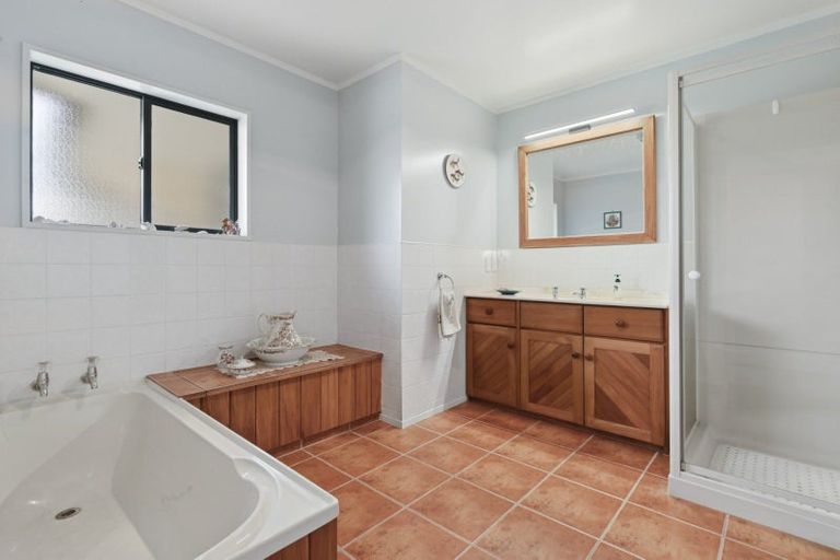 Photo of property in 561 Cambridge Road, Tauriko, Tauranga, 3110