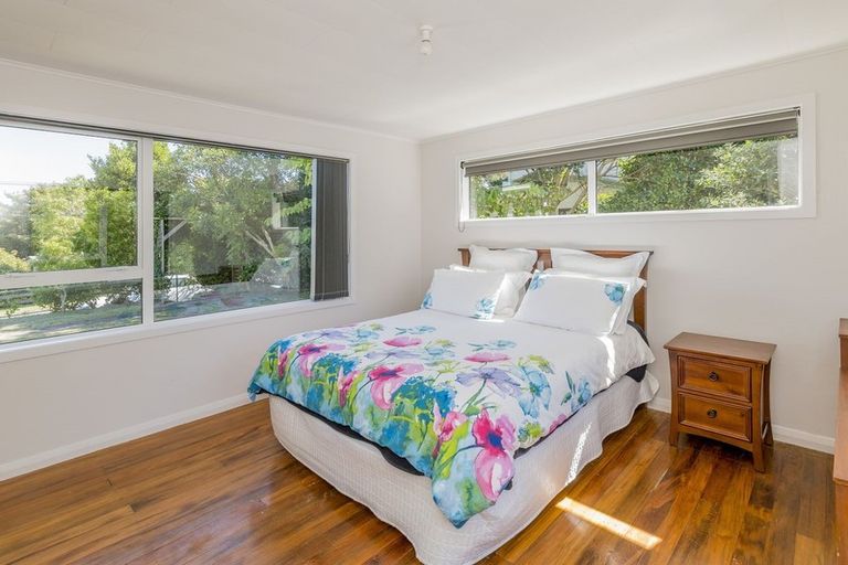 Photo of property in 3 Toroa Road, Otaihanga, Paraparaumu, 5036