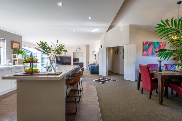 Photo of property in 132 Guy Street, Dannevirke, 4930