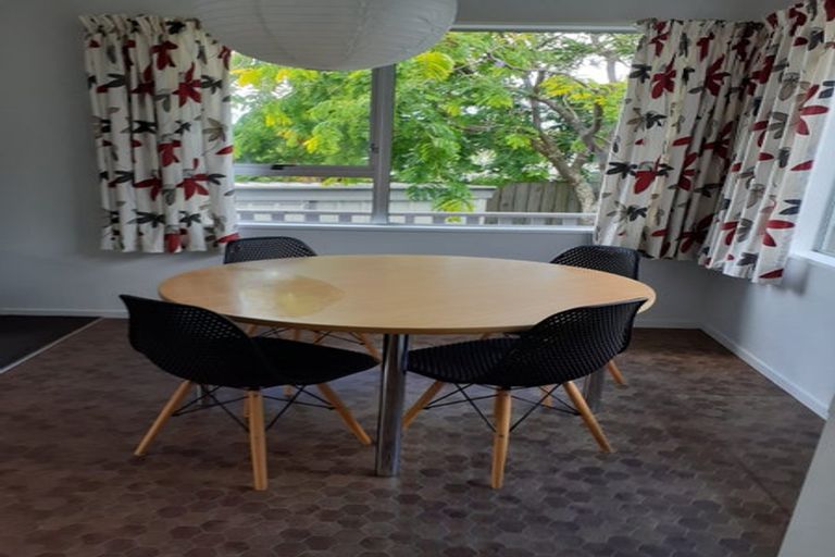 Photo of property in 87 Peacockes Road, Fitzroy, Hamilton, 3206