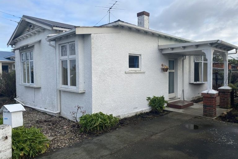 Photo of property in 20 Royal Crescent, Saint Kilda, Dunedin, 9012