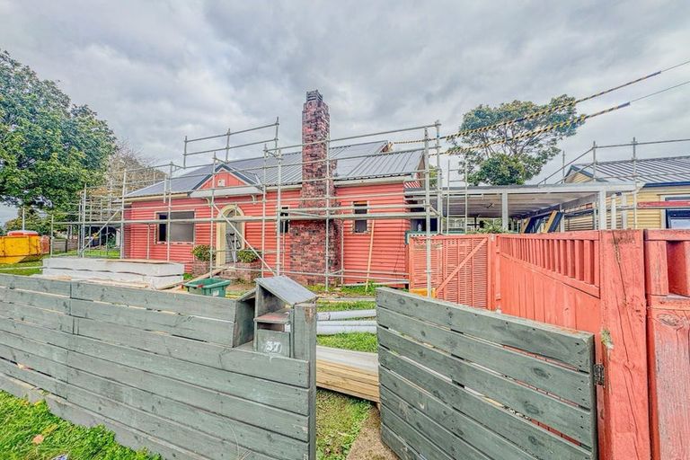 Photo of property in 37 Rosella Road, Mangere East, Auckland, 2024