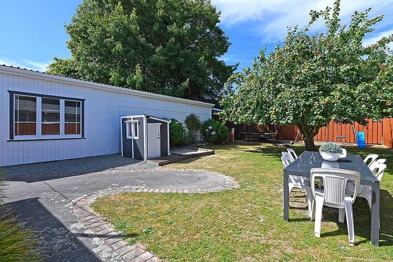 Photo of property in 27 Bristol Street, Trentham, Upper Hutt, 5018