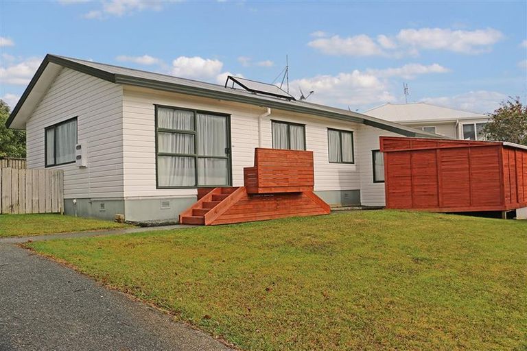 Photo of property in 28 Governor Grey Road, Snells Beach, 0920