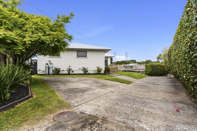 Photo of property in 30 Saxton Road, Upper Vogeltown, New Plymouth, 4310