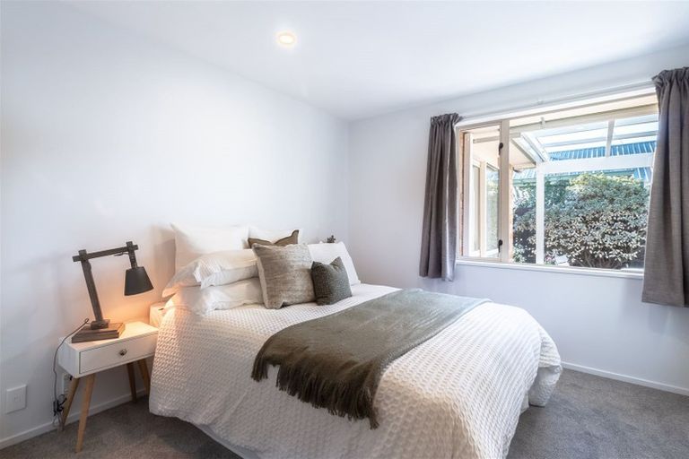 Photo of property in 75a Farquhars Road, Redwood, Christchurch, 8051