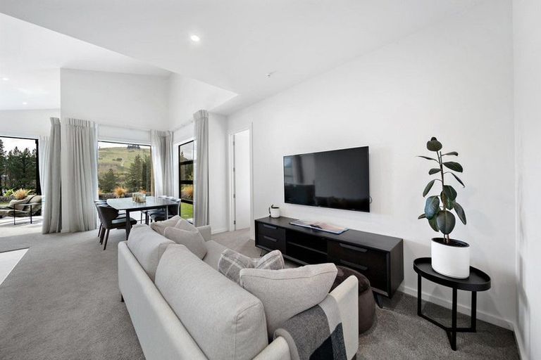 Photo of property in 23 Alps View Place, Lake Hayes, Queenstown, 9304