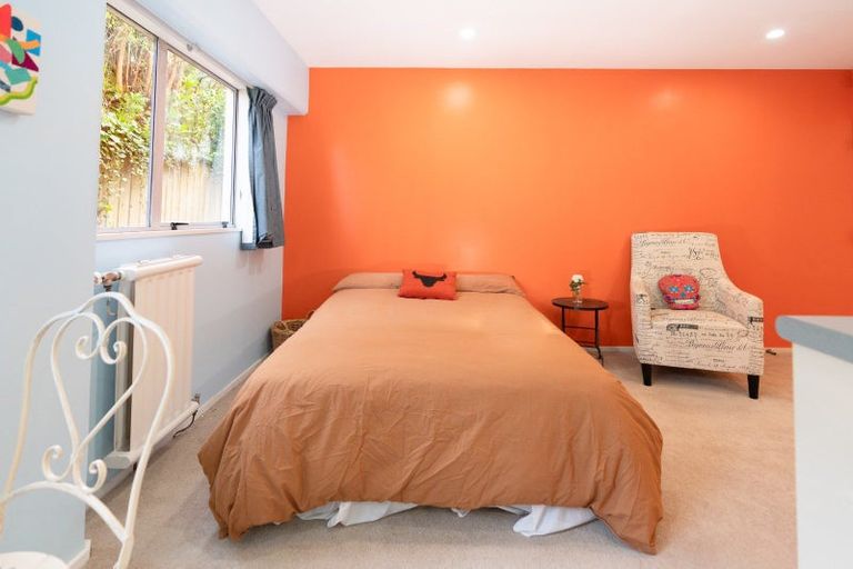 Photo of property in Capital Hill Apartments, 12/54 Hill Street, Thorndon, Wellington, 6011